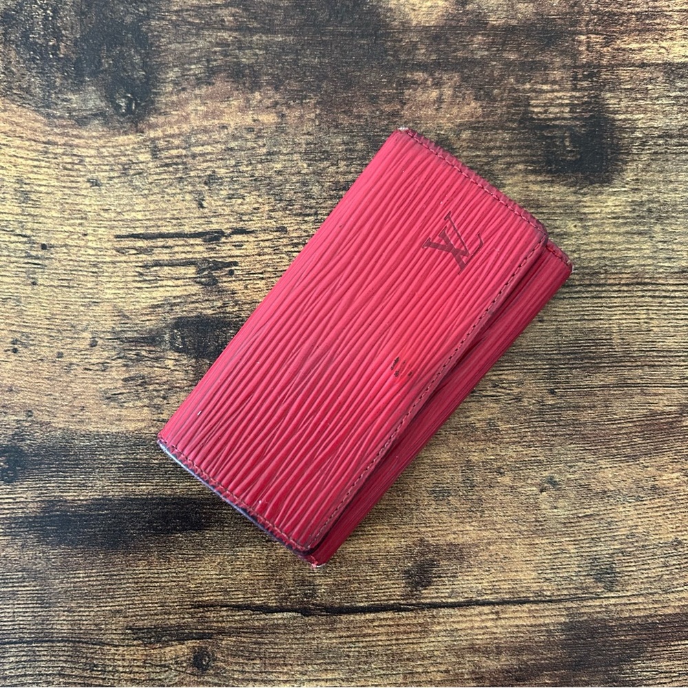 VTG Louis Vuitton Epi leather Logo Wallet / Key Pouch Keyring